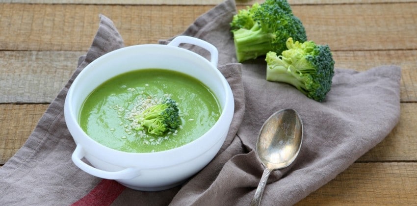 come las hojas de brocoli nutritivas sabrosas y llenas de beneficios