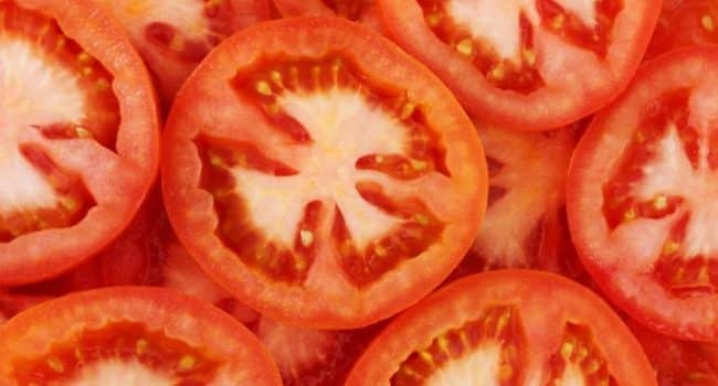 tomates rojos verdes por dentro son seguros para comer