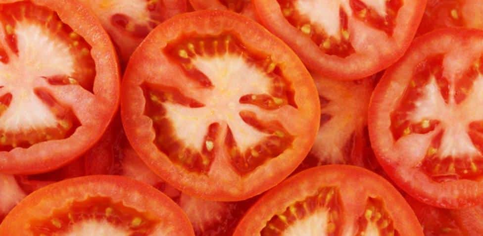 tomates rojos verdes por dentro son seguros para comer